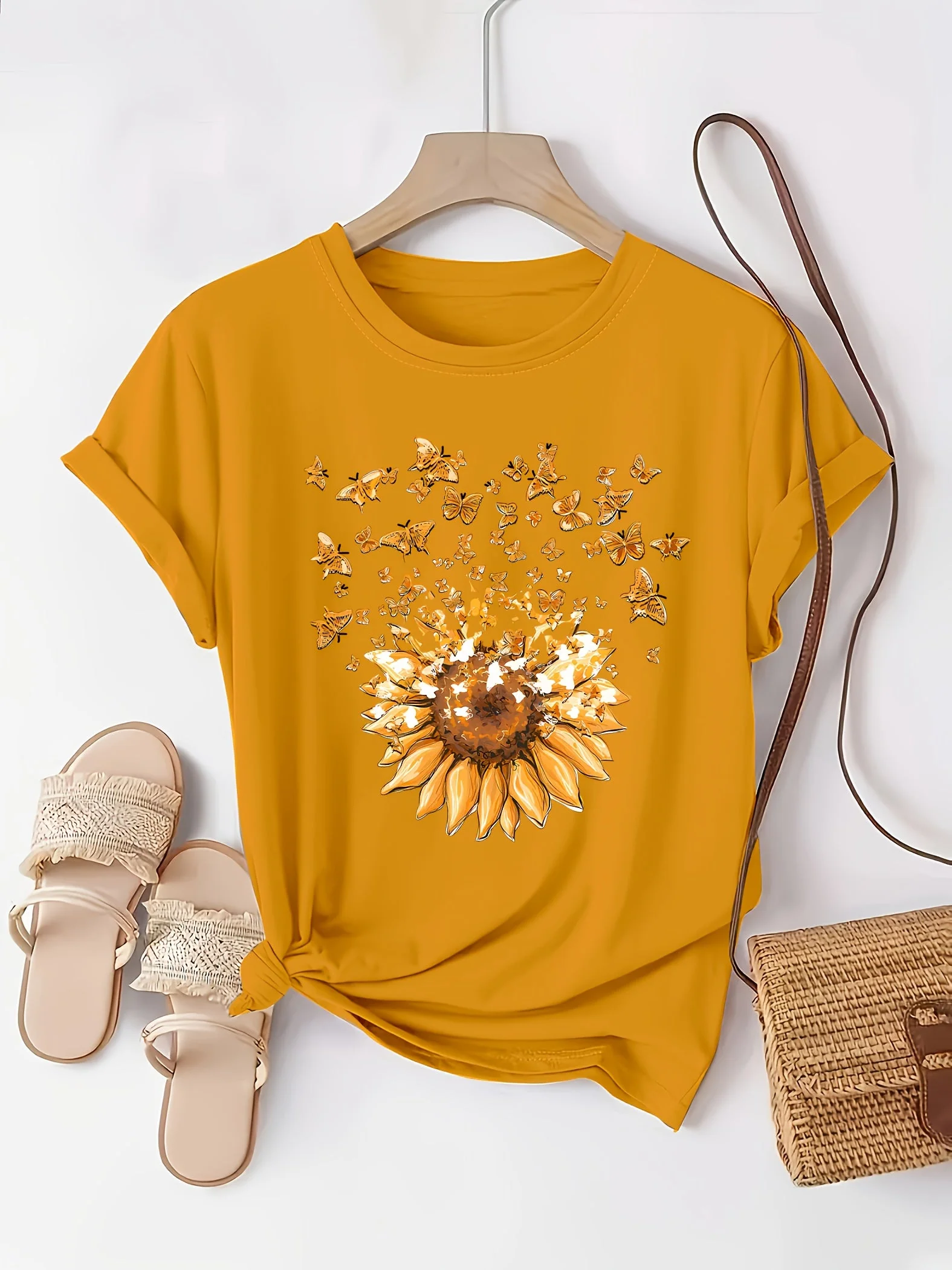 T-shirt femme style casual motif tournesol et papillons, imprimé tendance pour le printemps-été - Image 8