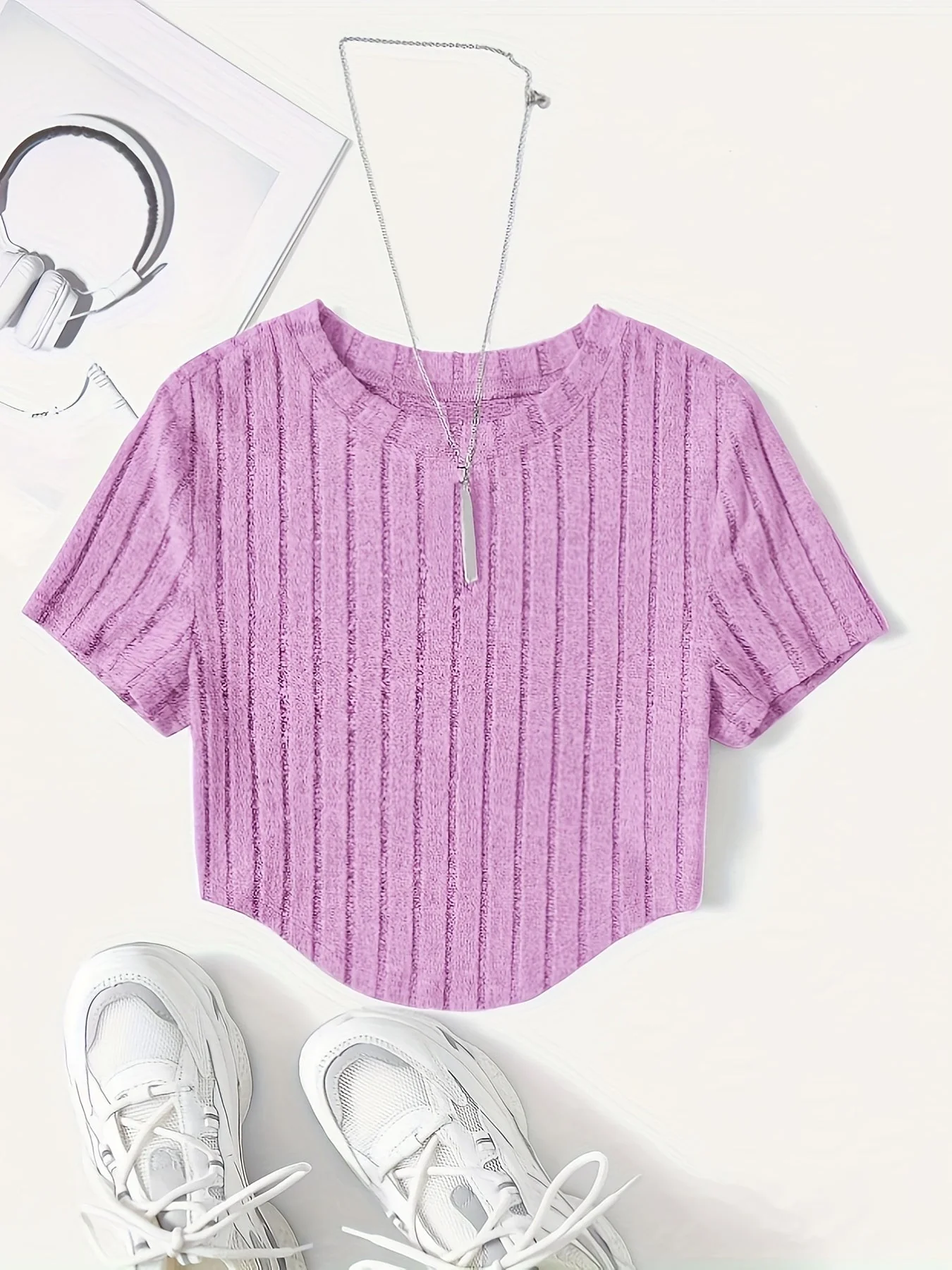 T-shirt Femme Style Décontracté à Manches Courtes Col Rond – Idéal pour l'Été et les Loisirs - Image 4
