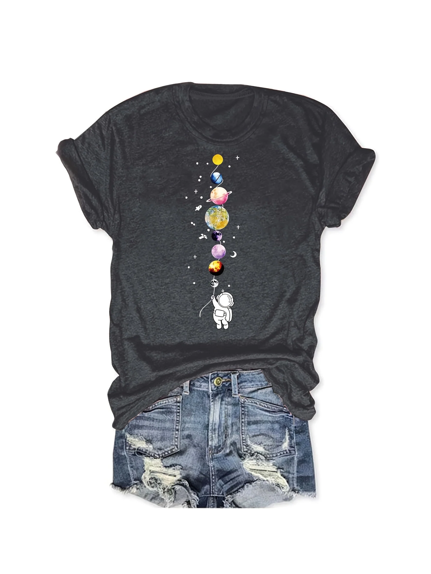 T-shirt femme style décontracté motif astronaute et planètes, inspiration espace, idéal pour les passionnées de science et mode urbaine - Image 5
