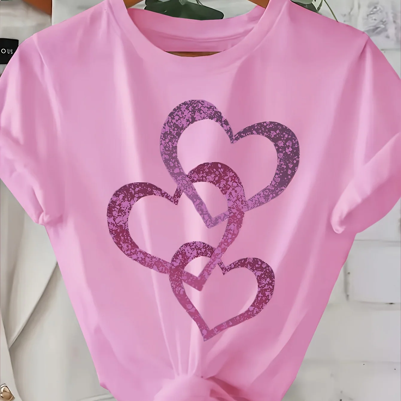 T-shirt femme style décontracté avec motif cœurs scintillants, manches courtes, idéal pour l'été - Image 12