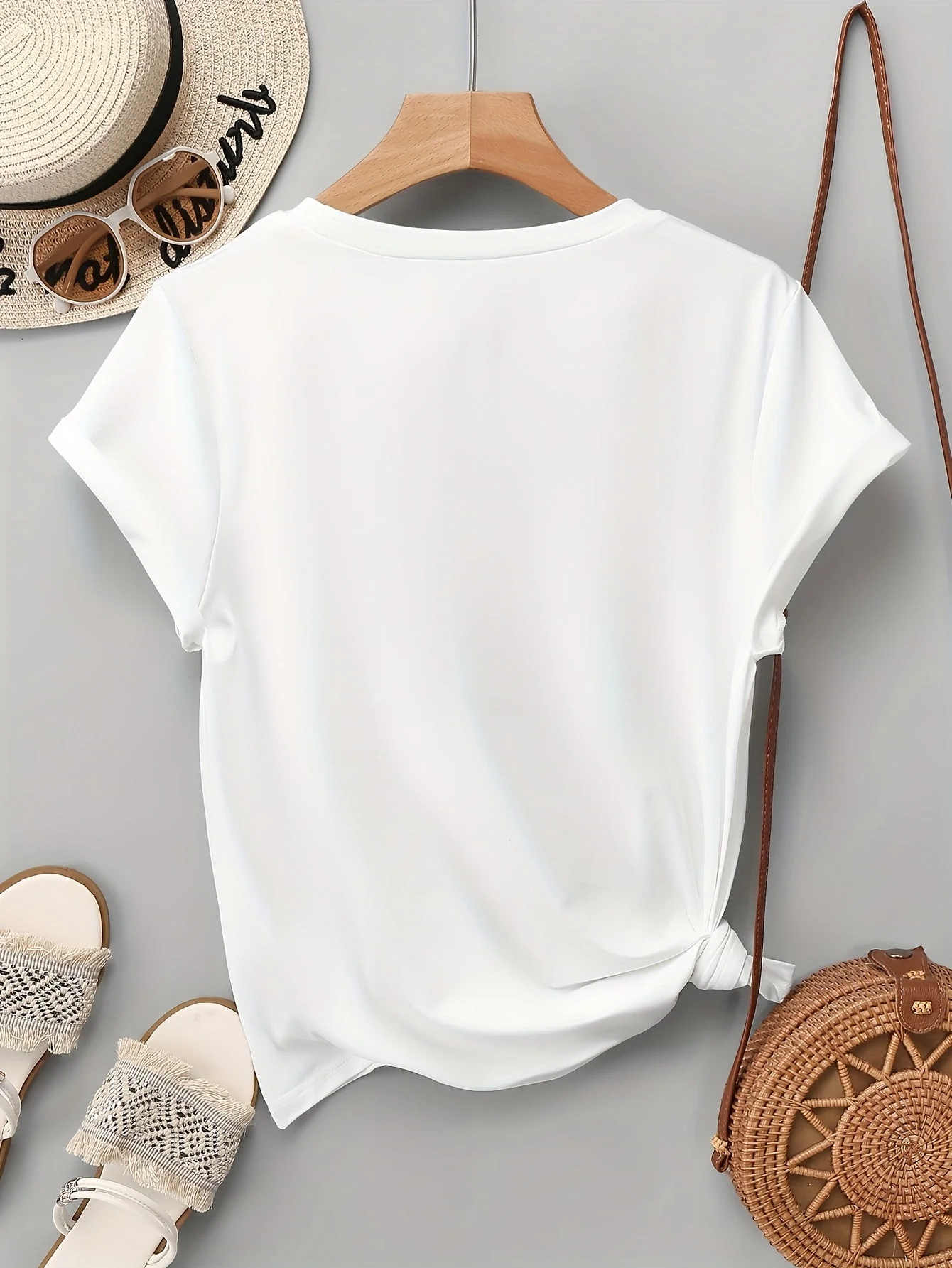 T-shirt femme style décontracté avec motif cœurs scintillants, manches courtes, idéal pour l'été - Image 6