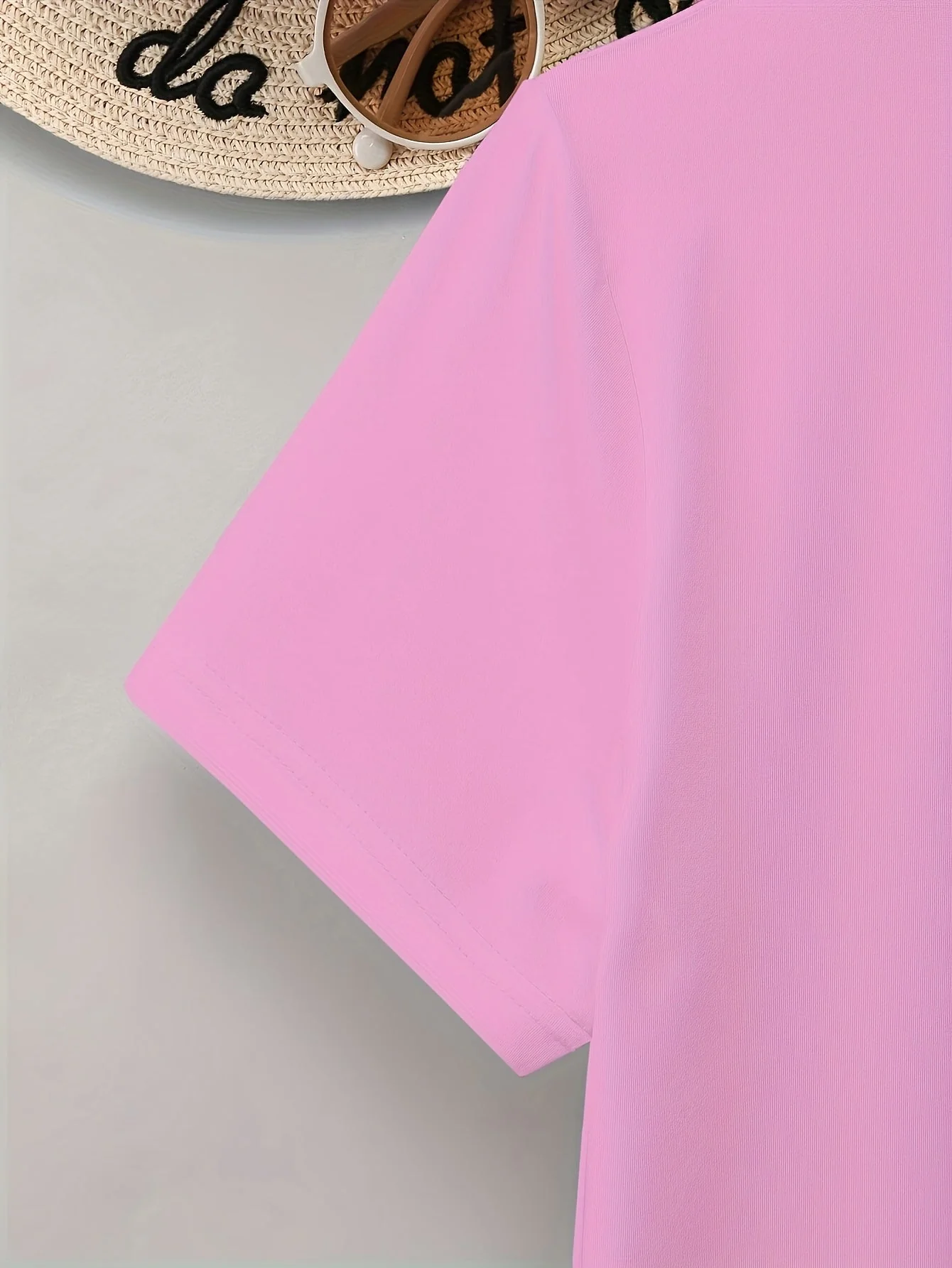 T-shirt femme style décontracté avec motif cœurs scintillants, manches courtes, idéal pour l'été - Image 9