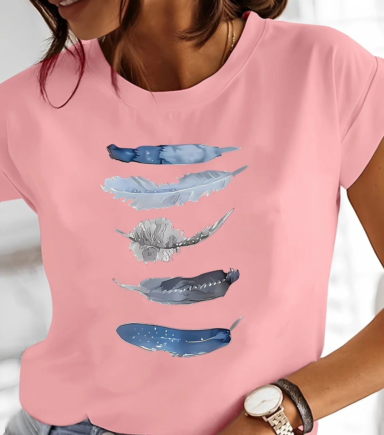 T-shirt Femme Style Décontracté avec Motif Plumes Artisitique – Idéal Pour le Printemps et l'Été - Image 5