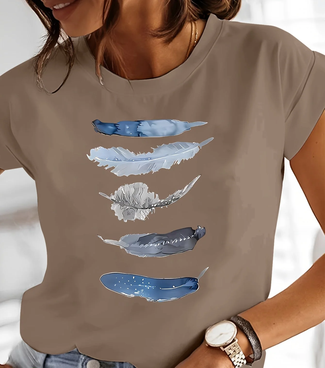 T-shirt Femme Style Décontracté avec Motif Plumes Artisitique – Idéal Pour le Printemps et l'Été - Image 7