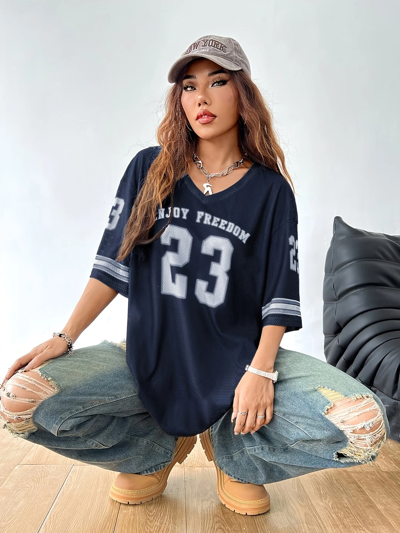 T-shirt oversize style streetwear pour femme, look décontracté, imprimé numéro 23 - Image 4