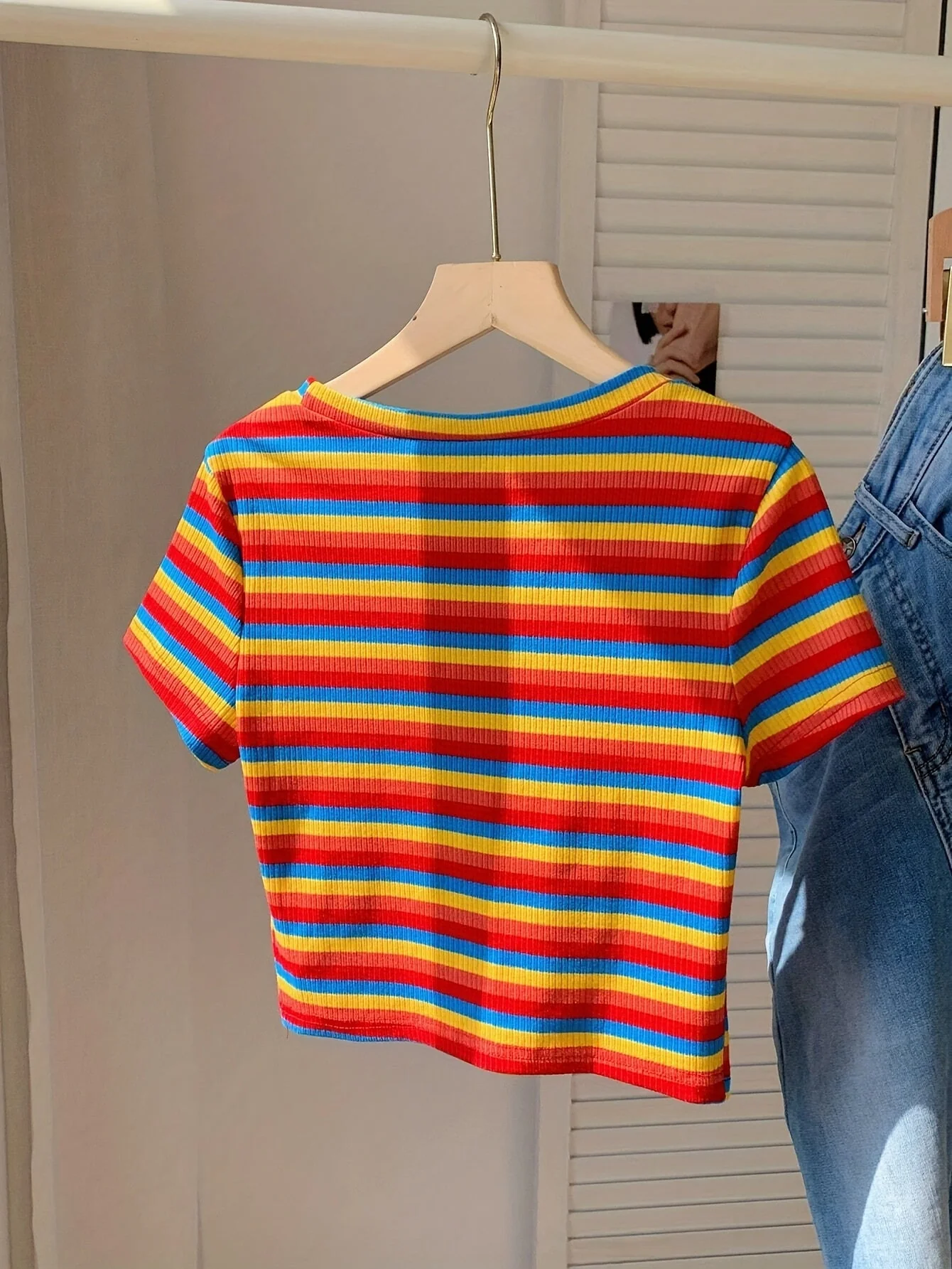 T-shirt rayé à manches courtes pour femme, style décontracté et tendance, parfait pour l'été - Image 7