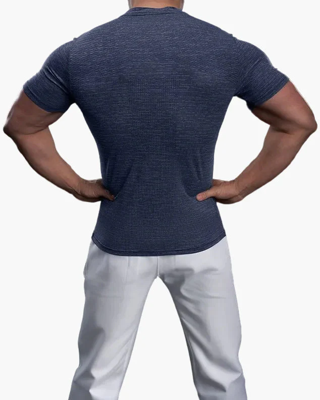 T-shirt de sport homme coupe ajustée pour entraînement et performance - Image 16