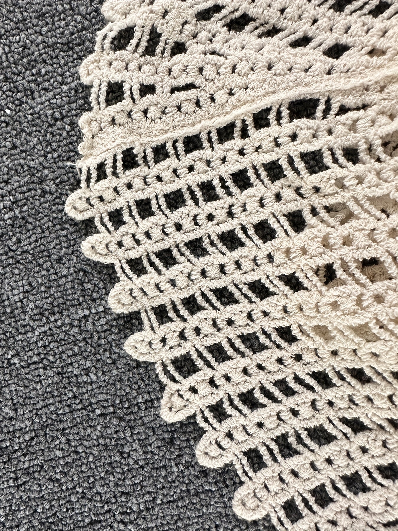 Top bohème femme à col V profond, style crochet ample, idéal été et plage - Image 4