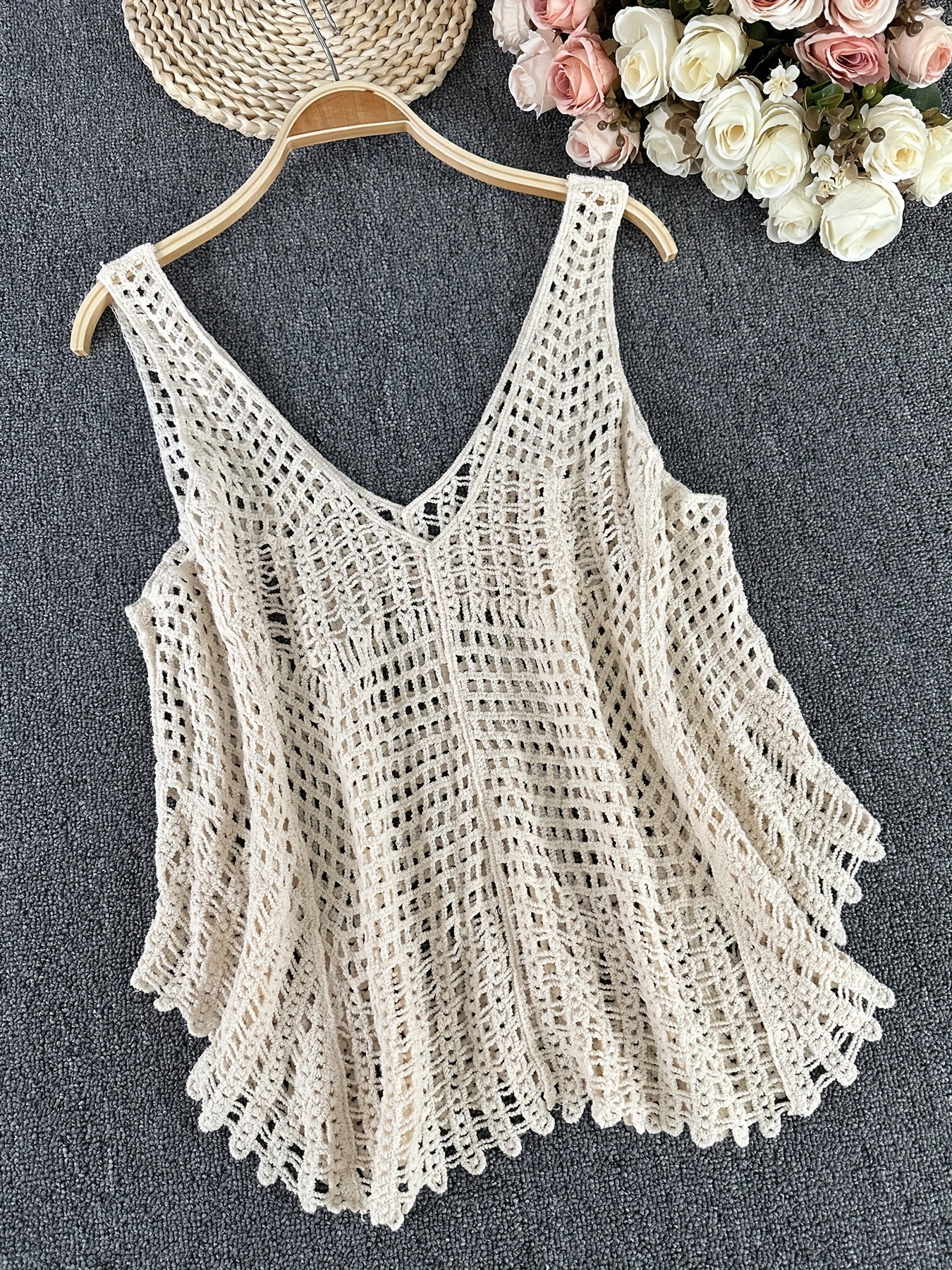 Top bohème femme à col V profond, style crochet ample, idéal été et plage - Image 5