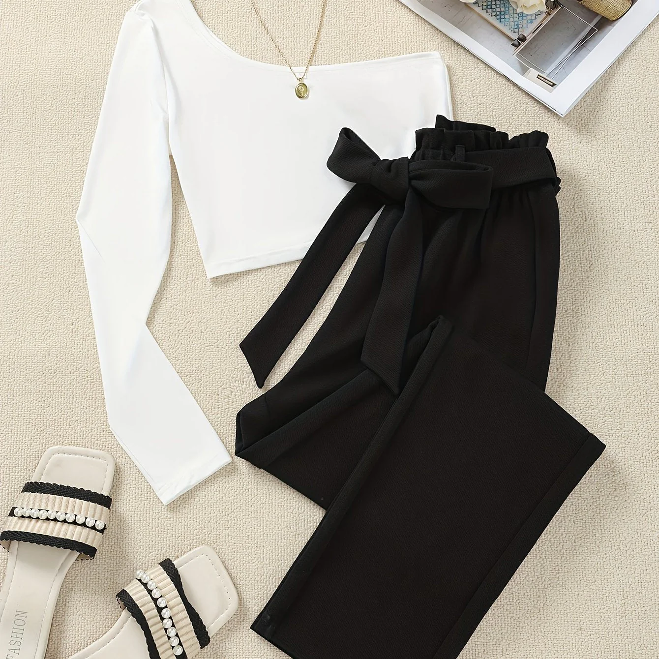 Top femme élégant à épaules dénudées style chic pour printemps/été - Image 8