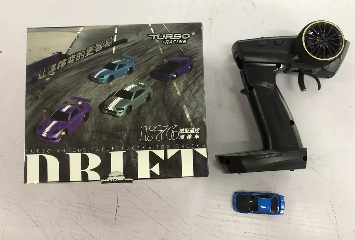 Voiture RC Drift 1:76 pour adultes et adolescents – Modèle C64, style turbo, idéale pour course sur table et drift - Image 10